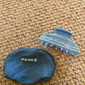 Parke Hydrangea Claw Clip